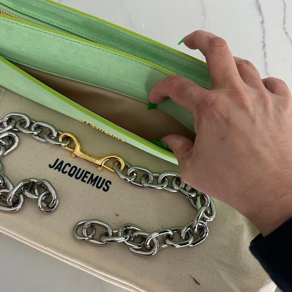 Jacquemus Le Ciuciu Suede Shoulder Bag - Picture 6 of 12